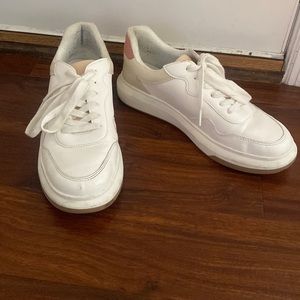 Universal Thread Sneakers